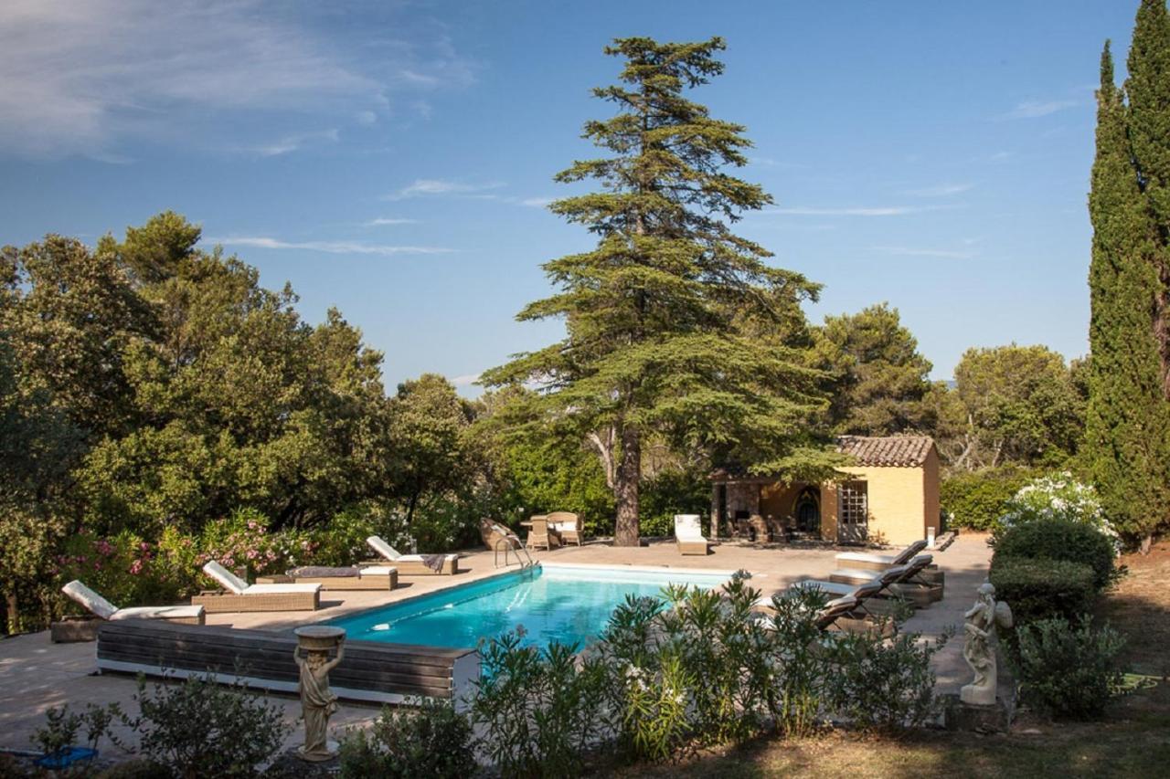Domaine De La Tourelle Orgon Buitenkant foto